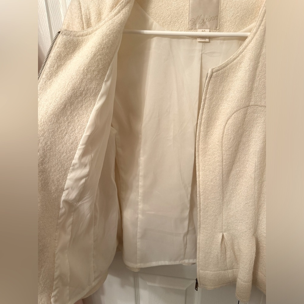 MCGINN ZIPPER BLAZER SIZE 10 IN EXCELLENT CONDITION - Picture 4 of 6